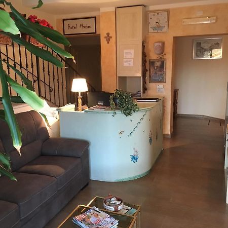 Hotel Maxim Olbia Buitenkant foto