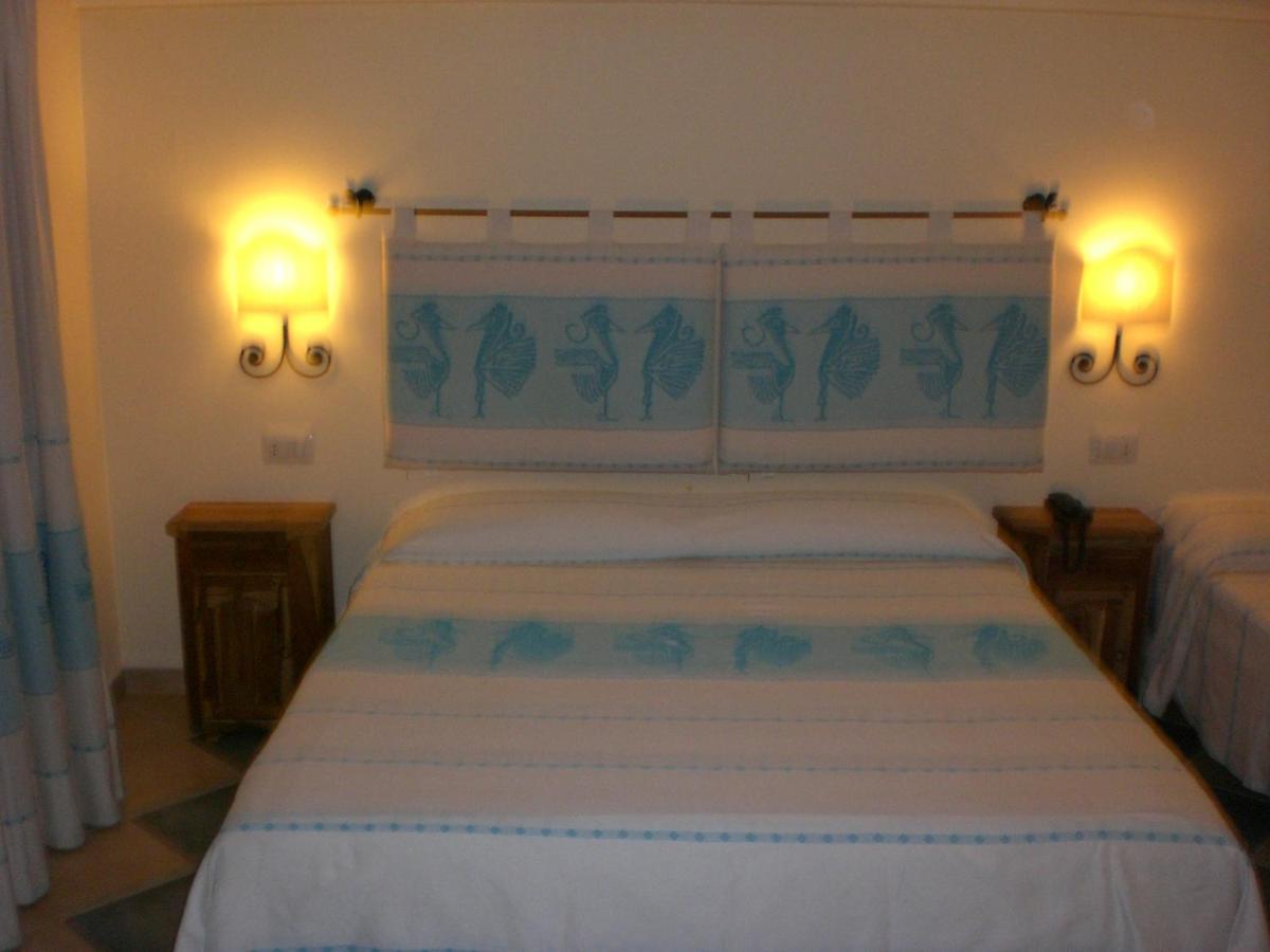 Hotel Maxim Olbia Buitenkant foto