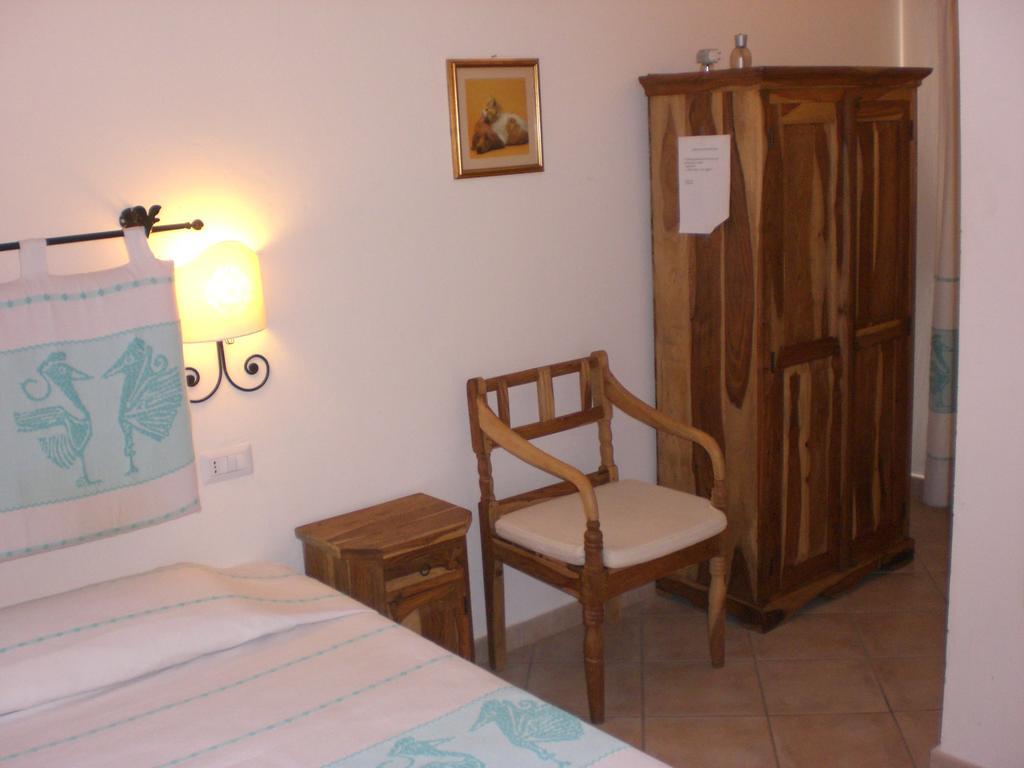 Hotel Maxim Olbia Buitenkant foto