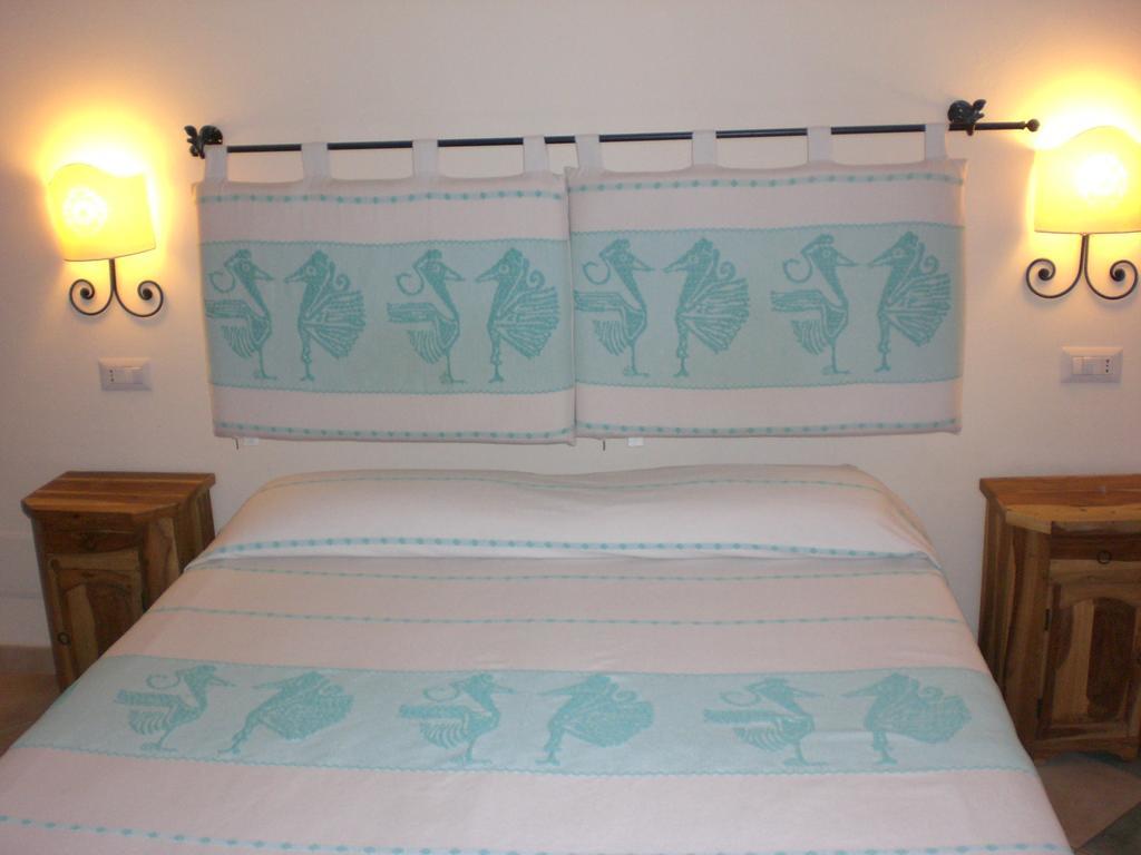 Hotel Maxim Olbia Buitenkant foto