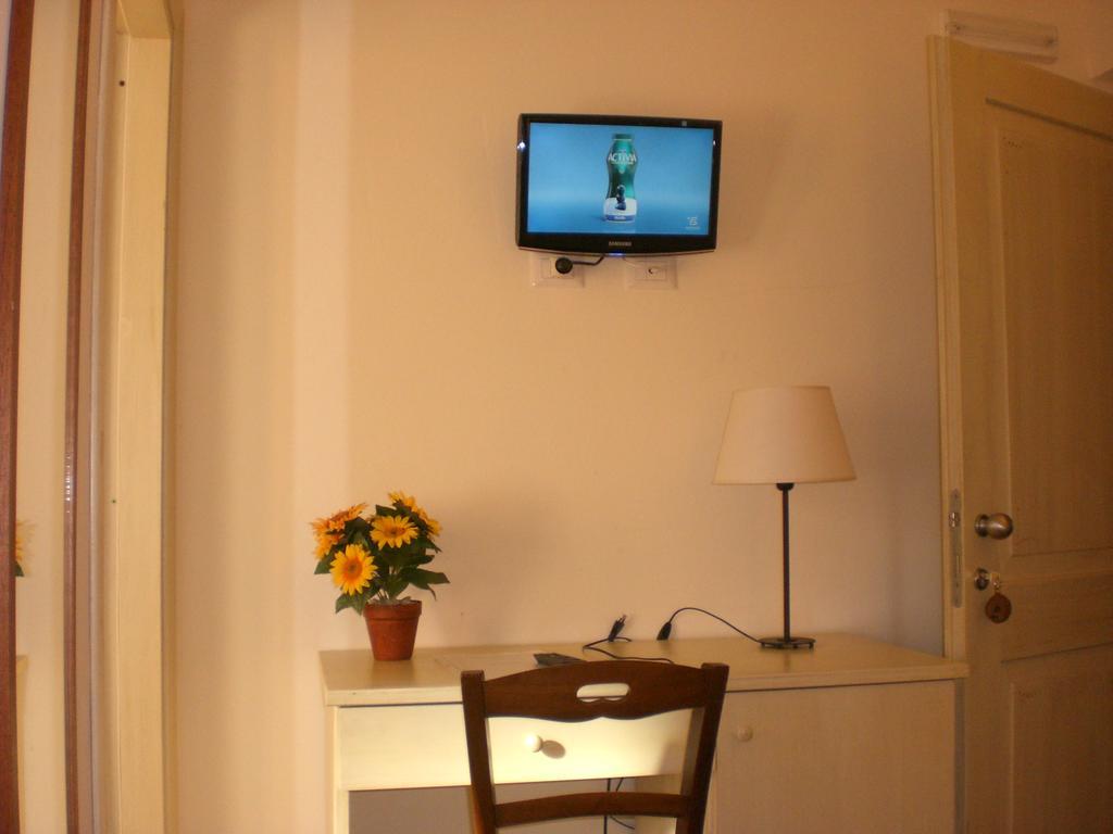 Hotel Maxim Olbia Buitenkant foto