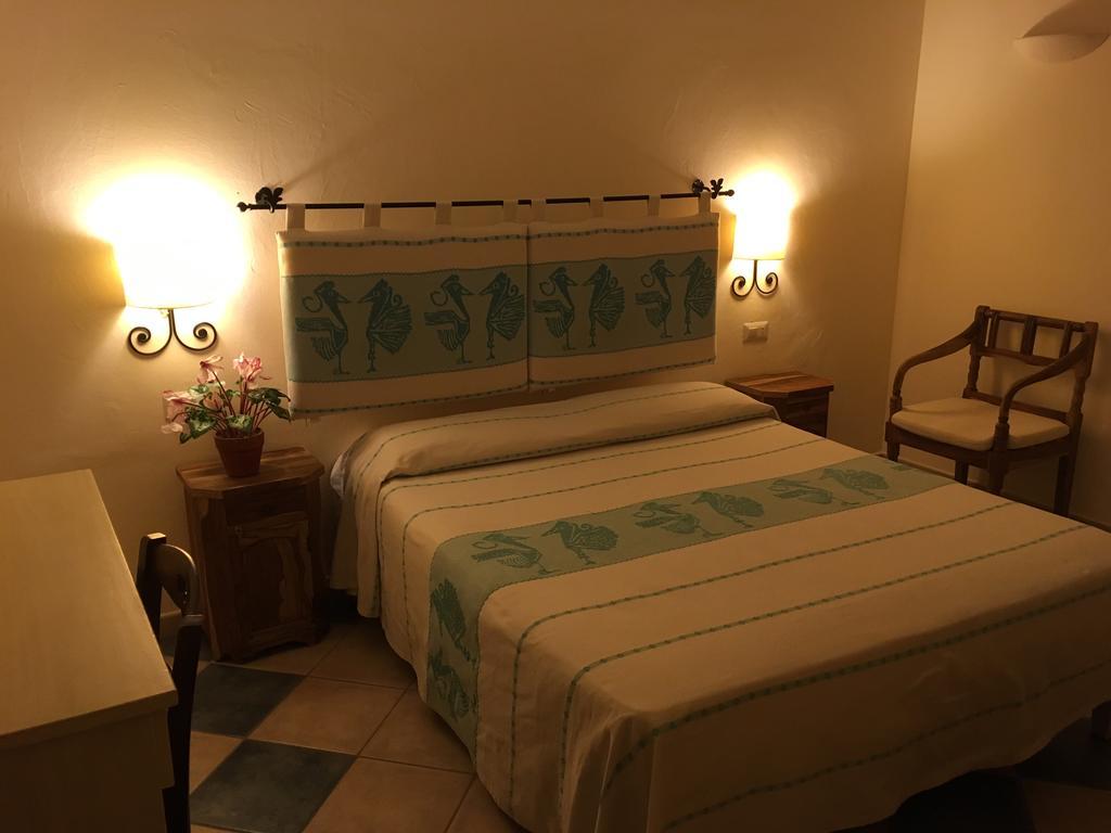 Hotel Maxim Olbia Buitenkant foto