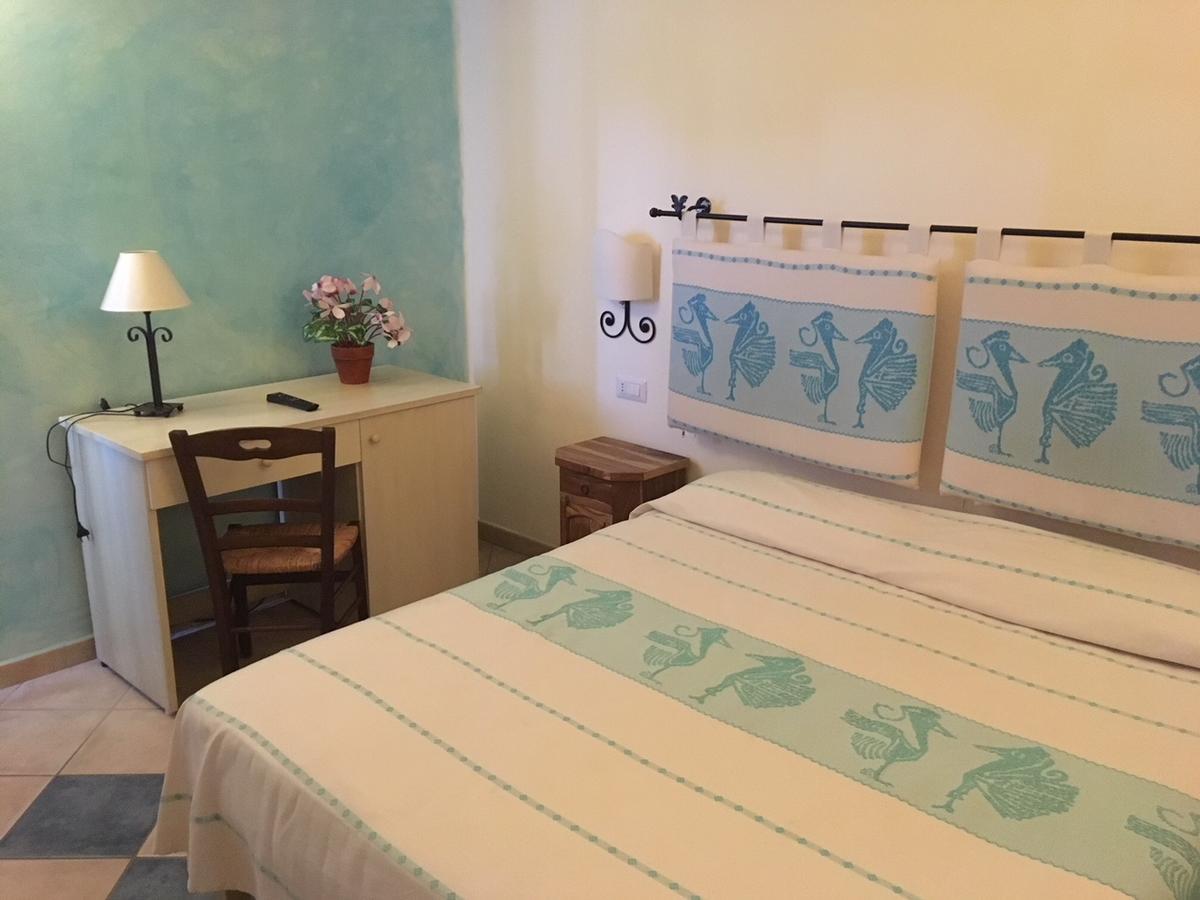 Hotel Maxim Olbia Buitenkant foto