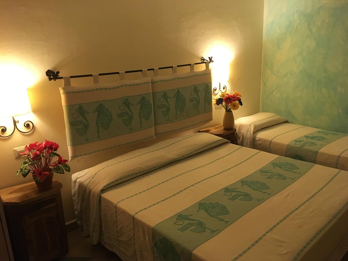 Hotel Maxim Olbia Buitenkant foto