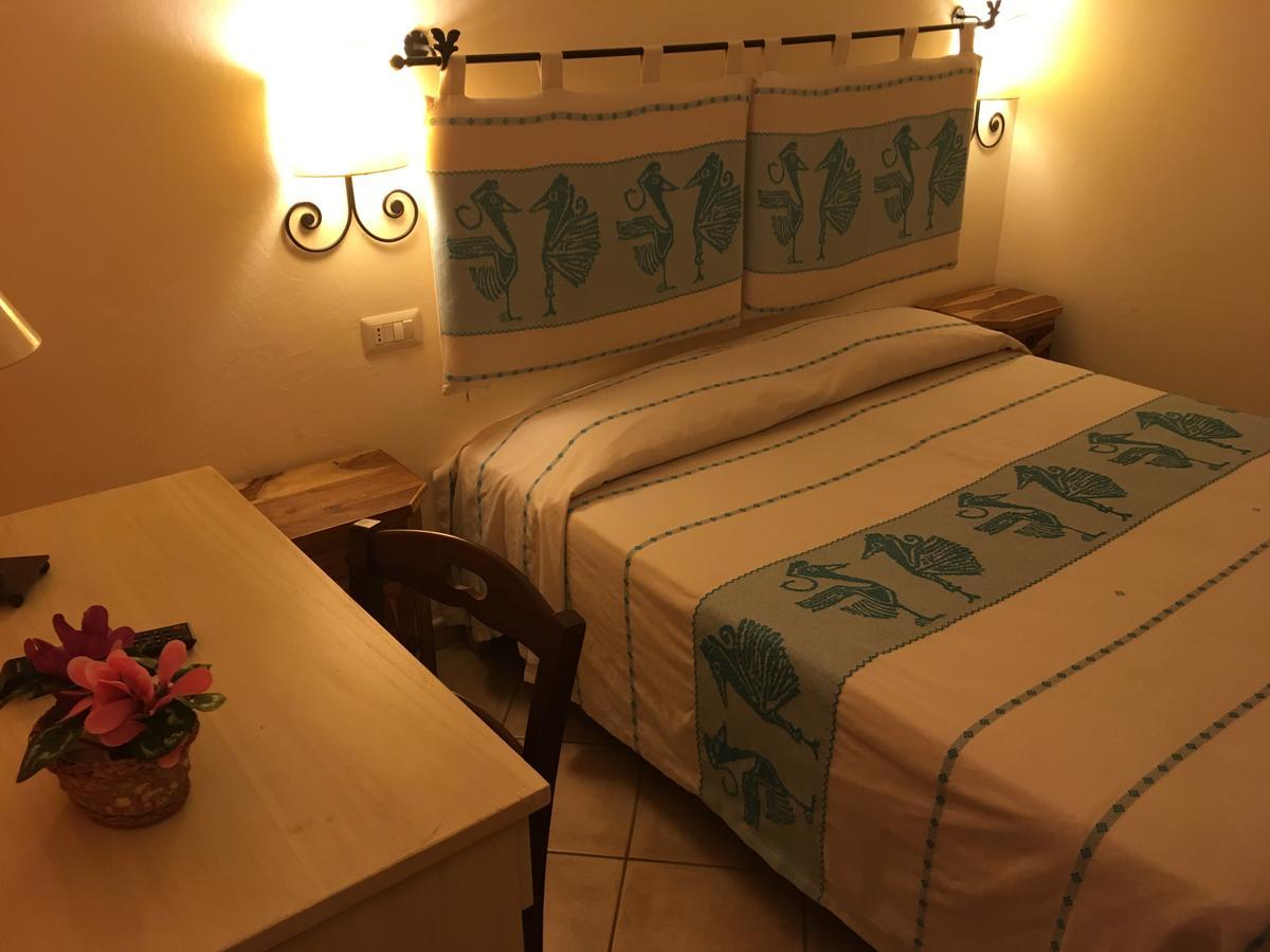 Hotel Maxim Olbia Buitenkant foto